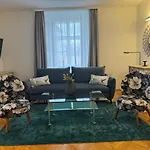 Smile Zum Goldenen Hirschen Apartment