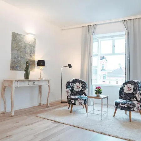 Smile Zum Goldenen Hirschen Apartment *