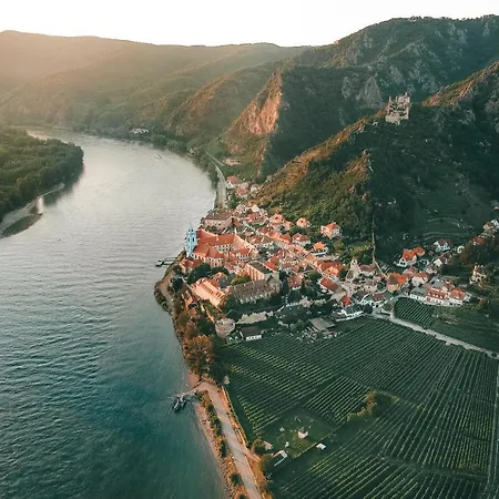 Smile Zum Goldenen Hirschen Lägenhet Krems an der Donau