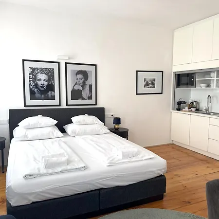 Smile Zum Goldenen Hirschen Apartment