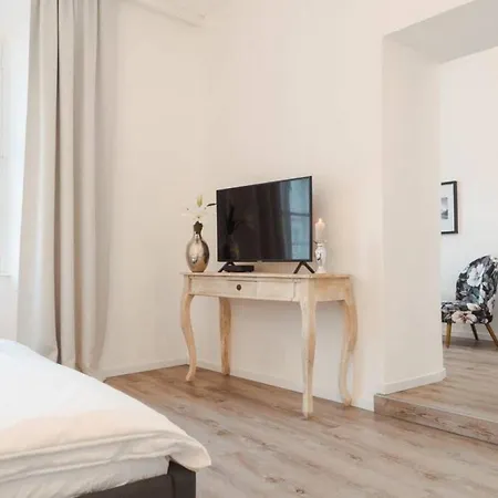 Apartment Smile Zum Goldenen Hirschen Krems an der Donau