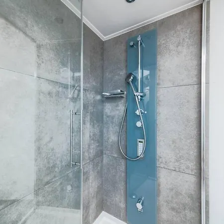 Smile Zum Goldenen Hirschen Apartmán Kremže
